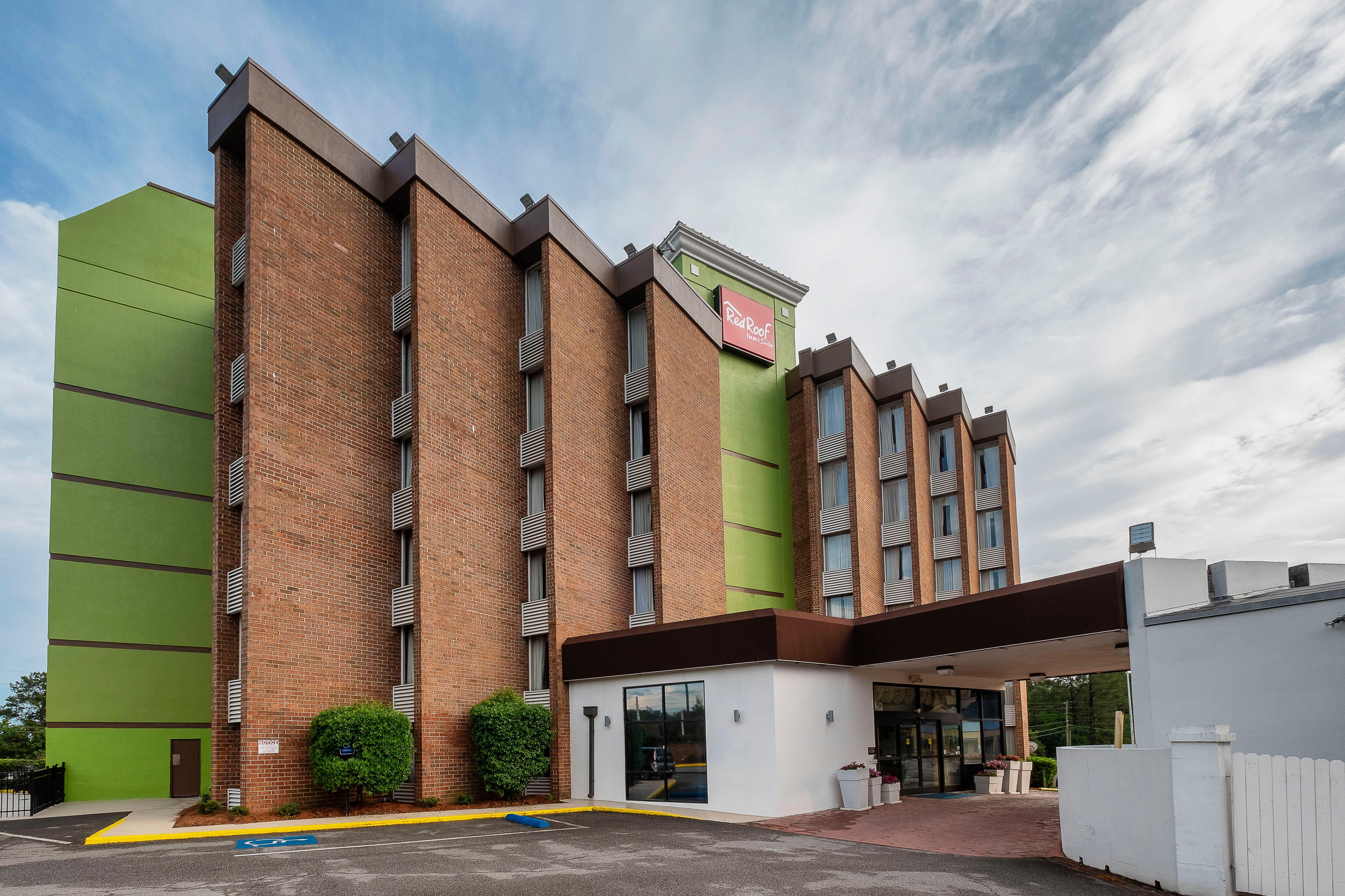 Red Roof Inn & Suites Macon Exterior photo